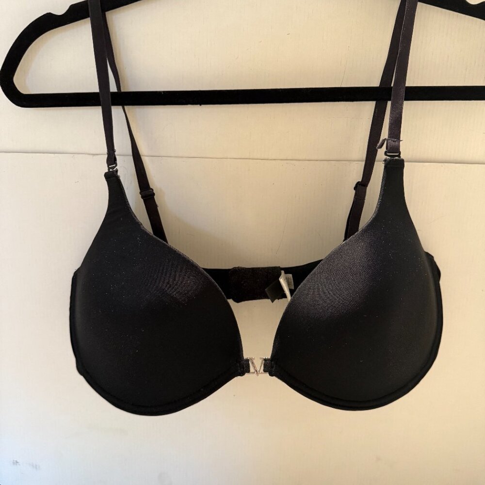 Black satin Venus bra 36C